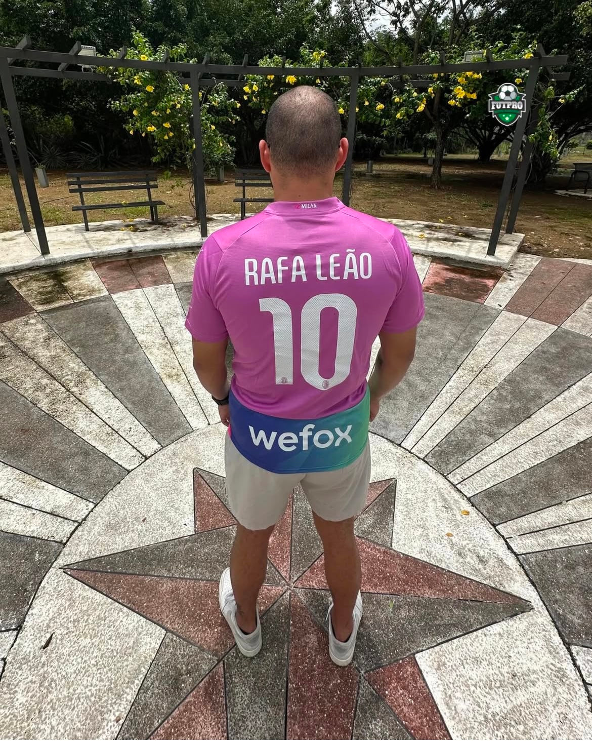 AC MILAN RAFAEL LEAO JERSEY