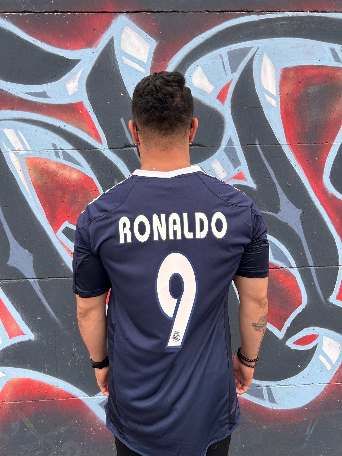 AUTHENTIC REAL MADRID RETRO JERSEY 2004/2005 AWAY