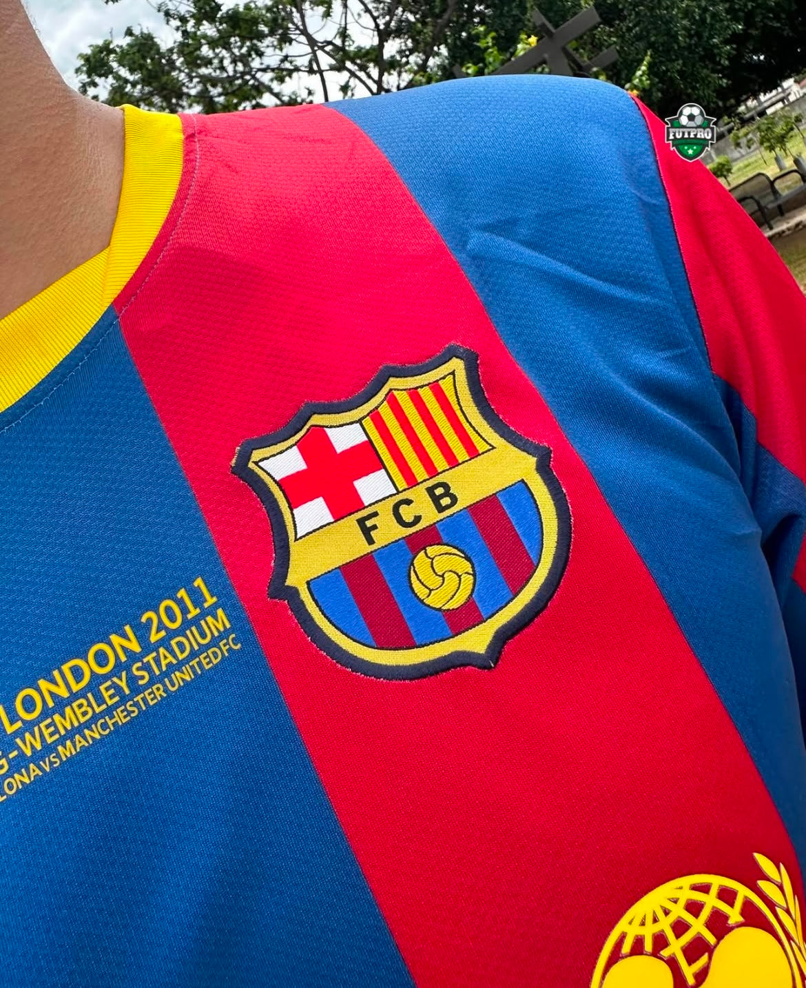 RETRO MESSI BARÇA JERSEY 2011